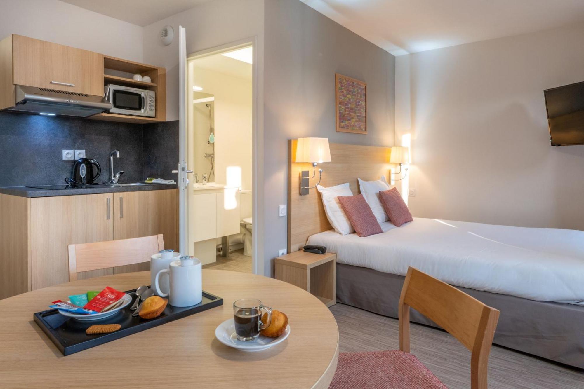 เรซิด็องซ์ โอดาลี น็องต์ ซีต เด กงเกร Aparthotel ภายนอก รูปภาพ